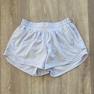 Lululemon Athletica Hotty Hot Shorts 3.5" Size 6 Pastel Purple